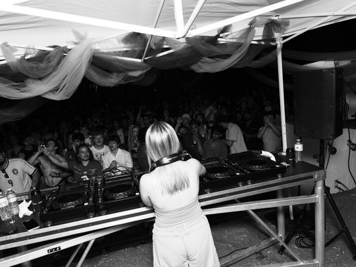 Live music photograph — EVENT 04, frame 1612096